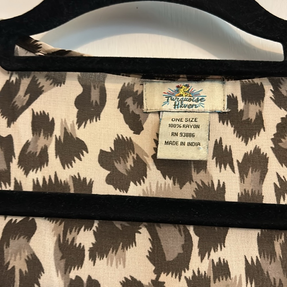 Leopard Print Women's 46” sheer kimono - Picture 4 of 4